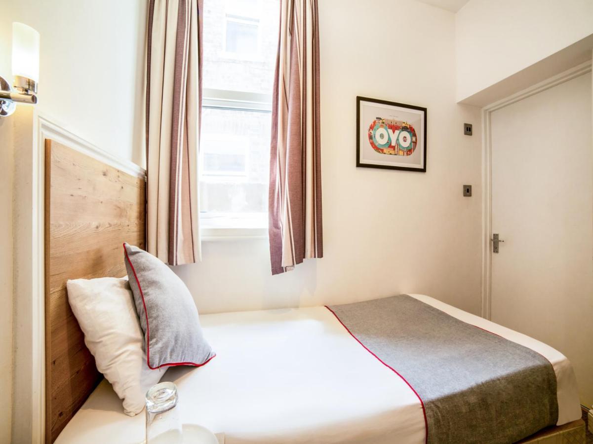 Oyo Tamtam Acton Hotel Londra Esterno foto