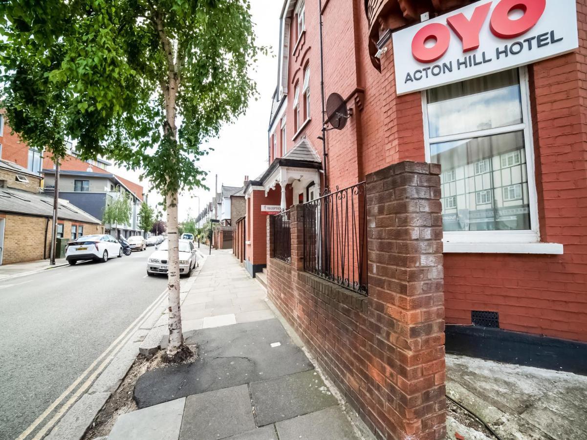 Oyo Tamtam Acton Hotel Londra Esterno foto